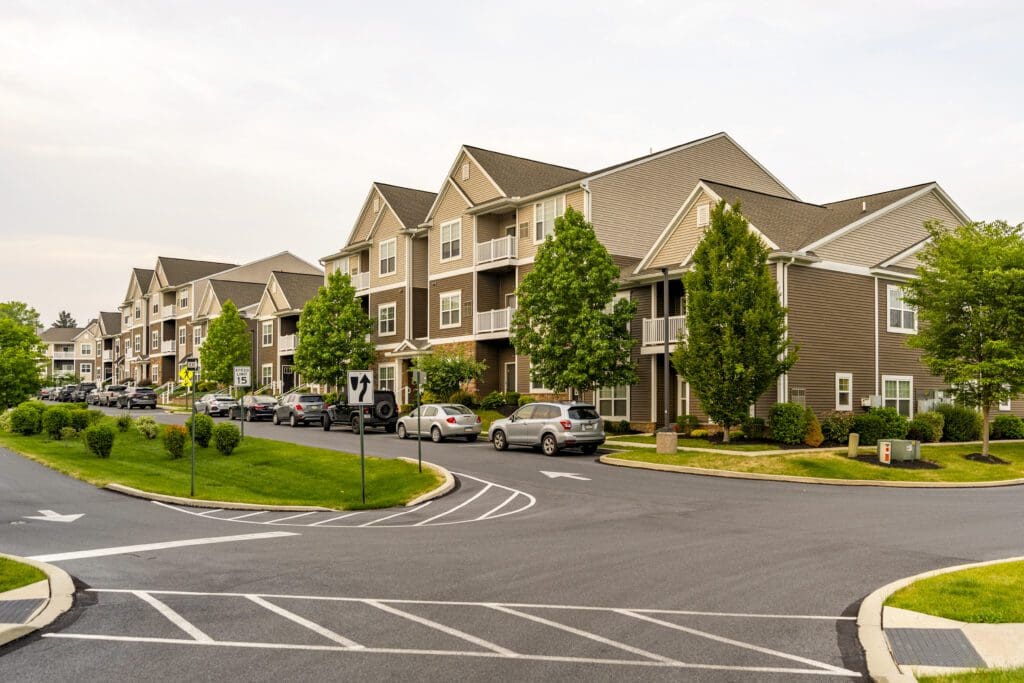 Holly Tree Luxury Apartments Manheim, PA Wolf & Kline